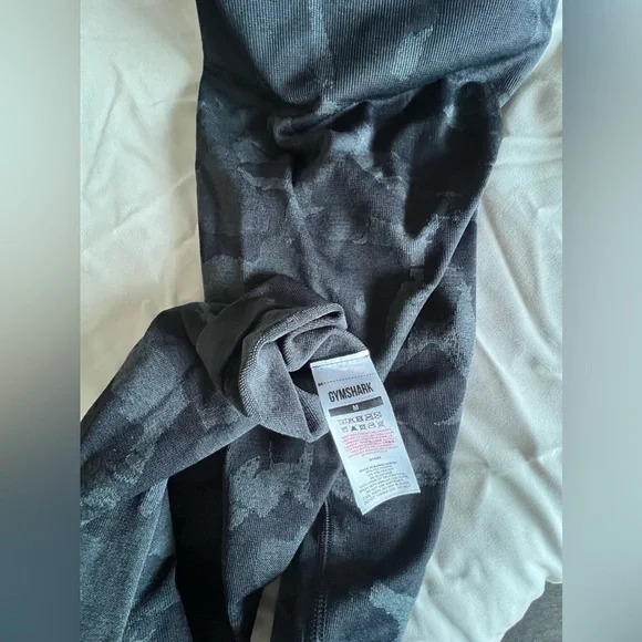 Gymshark Adapt Camo Seamless Leggings - Picture 8 of 8